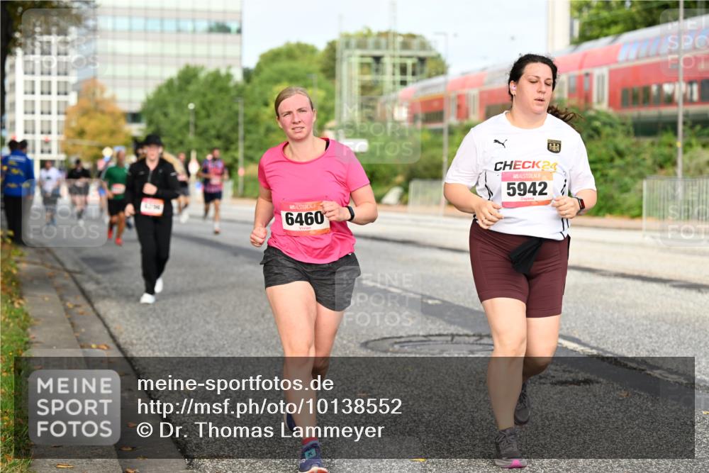 06.09.2026 - CURREX Alsterlauf Dr. Thomas Lammeyer http://msf.ph/oto/10138552 06.09.2026 10:04:59 Laufen 6460, 24, 5942 meine-sportfotos.de