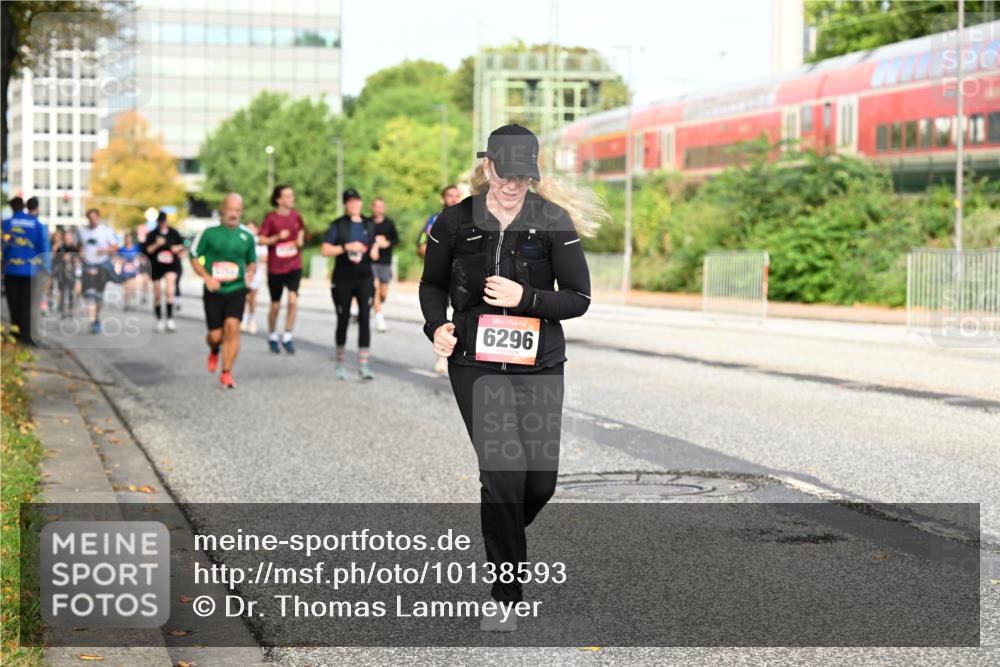 06.09.2026 - CURREX Alsterlauf Dr. Thomas Lammeyer http://msf.ph/oto/10138593 06.09.2026 10:05:03 Laufen 6296 meine-sportfotos.de