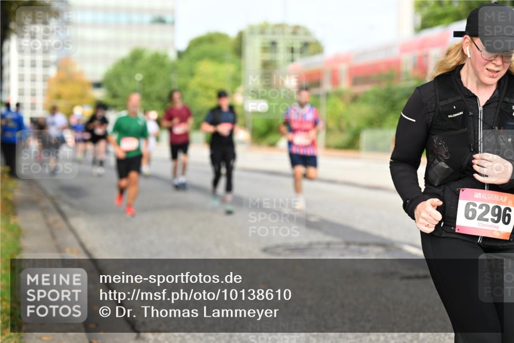 06.09.2026 - CURREX Alsterlauf Dr. Thomas Lammeyer http://msf.ph/oto/10138610 06.09.2026 10:05:04 Laufen 6296 meine-sportfotos.de
