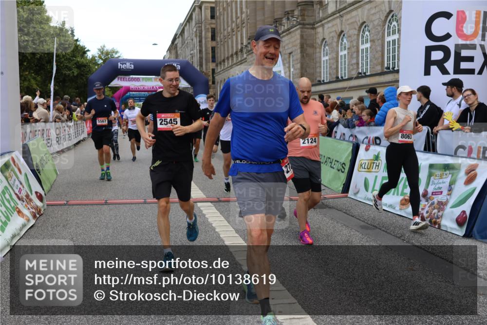 06.09.2026 - CURREX Alsterlauf Strokosch-Dieckow http://msf.ph/oto/10138619 06.09.2026 10:00:35 Ziel 2124, 2257, 2545, 2671, 2721, 3848, 4461, 4468, 4577, 4900, 5467, 5567, 5832, 5833, 6180, 6187, 6436, 8008, 8063, 8318 meine-sportfotos.de
