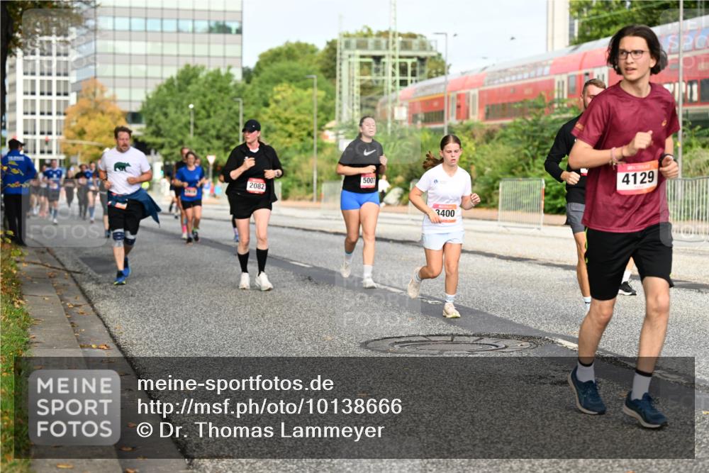 06.09.2026 - CURREX Alsterlauf Dr. Thomas Lammeyer http://msf.ph/oto/10138666 06.09.2026 10:05:10 Laufen 2082, 5007, 4129, 3400 meine-sportfotos.de