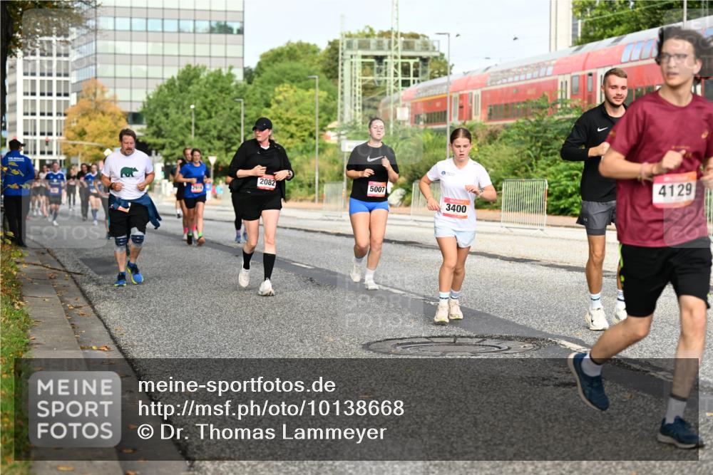 06.09.2026 - CURREX Alsterlauf Dr. Thomas Lammeyer http://msf.ph/oto/10138668 06.09.2026 10:05:10 Laufen 2082, 5007, 2910, 3400, 4129 meine-sportfotos.de