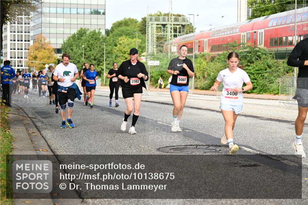 06.09.2026 - CURREX Alsterlauf Dr. Thomas Lammeyer http://msf.ph/oto/10138675 06.09.2026 10:05:10 Laufen 3573, 5007, 2919, 2082, 3400 meine-sportfotos.de