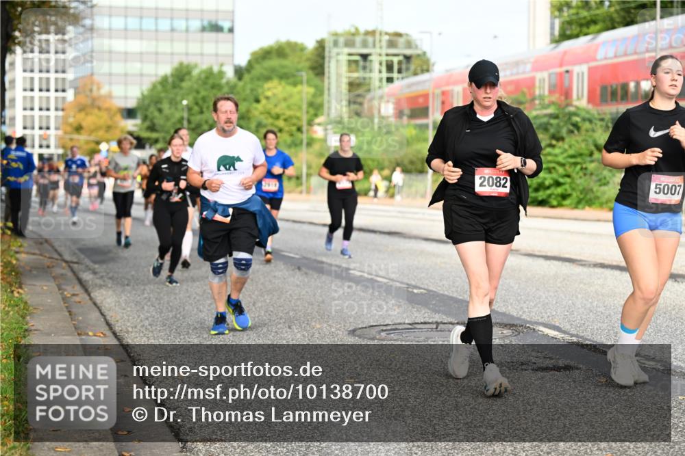 06.09.2026 - CURREX Alsterlauf Dr. Thomas Lammeyer http://msf.ph/oto/10138700 06.09.2026 10:05:13 Laufen 5007, 2082, 2910 meine-sportfotos.de
