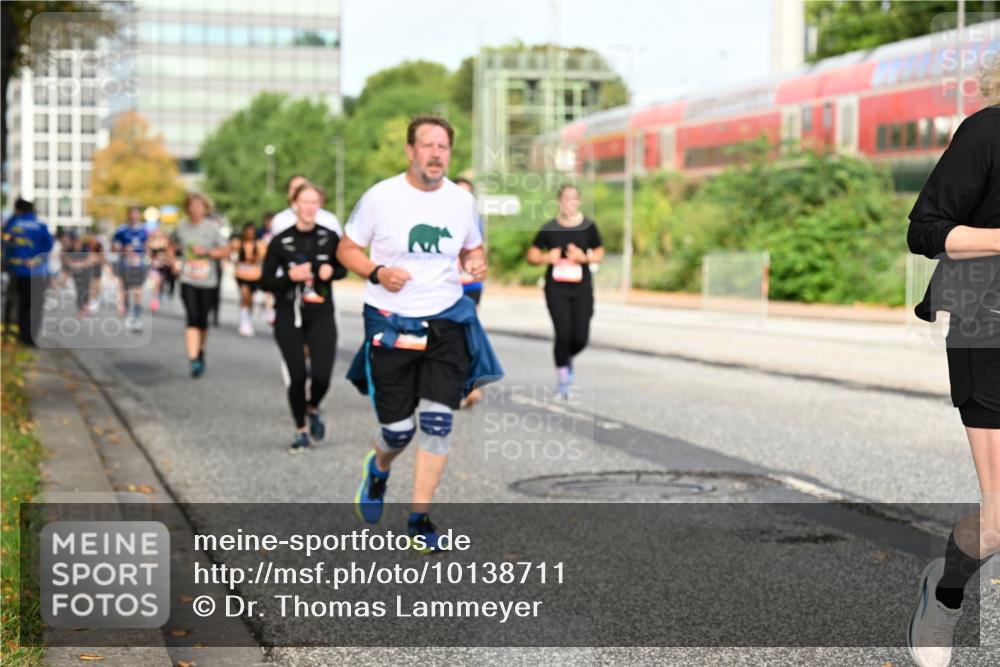 06.09.2026 - CURREX Alsterlauf Dr. Thomas Lammeyer http://msf.ph/oto/10138711 06.09.2026 10:05:14 Laufen  meine-sportfotos.de