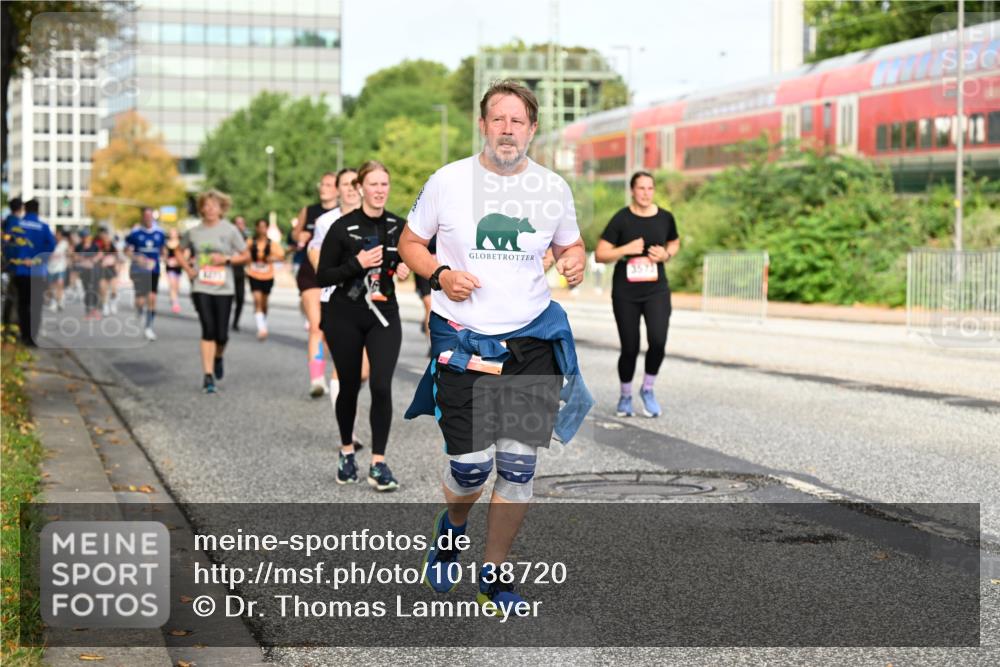 06.09.2026 - CURREX Alsterlauf Dr. Thomas Lammeyer http://msf.ph/oto/10138720 06.09.2026 10:05:15 Laufen 3572, 1229 meine-sportfotos.de