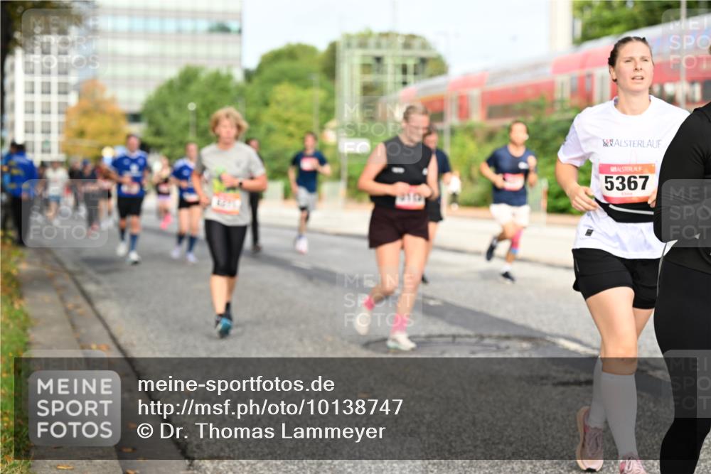 06.09.2026 - CURREX Alsterlauf Dr. Thomas Lammeyer http://msf.ph/oto/10138747 06.09.2026 10:05:17 Laufen 810, 5367 meine-sportfotos.de