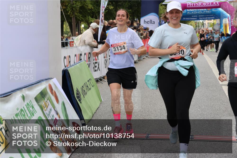 06.09.2026 - CURREX Alsterlauf Strokosch-Dieckow http://msf.ph/oto/10138754 06.09.2026 10:15:00 Ziel 2860, 3134, 3614, 3630, 3631, 4281, 4488, 4528, 5036, 5616, 5896, 8081 meine-sportfotos.de