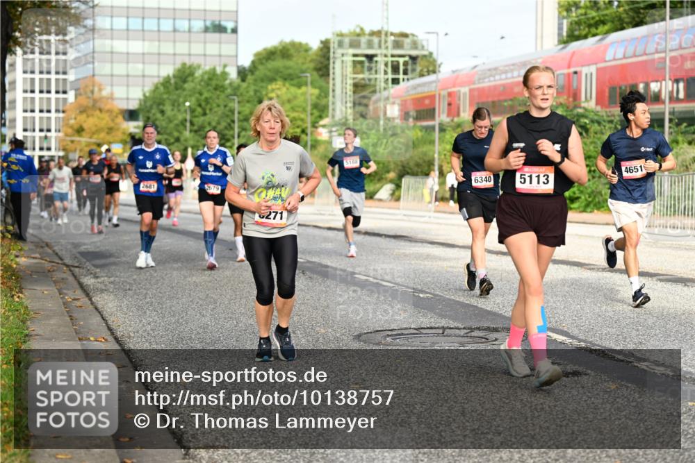 06.09.2026 - CURREX Alsterlauf Dr. Thomas Lammeyer http://msf.ph/oto/10138757 06.09.2026 10:05:18 Laufen 2681, 2679, 271, 10, 5188, 6340, 5113, 4651 meine-sportfotos.de