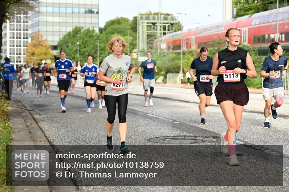 06.09.2026 - CURREX Alsterlauf Dr. Thomas Lammeyer http://msf.ph/oto/10138759 06.09.2026 10:05:18 Laufen 2681, 8271, 10, 51, 6340, 5113 meine-sportfotos.de