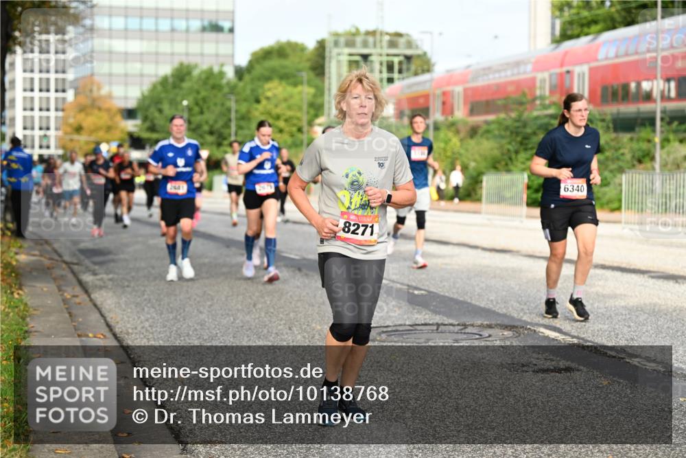 06.09.2026 - CURREX Alsterlauf Dr. Thomas Lammeyer http://msf.ph/oto/10138768 06.09.2026 10:05:19 Laufen 19, 2164, 8271, 6340 meine-sportfotos.de