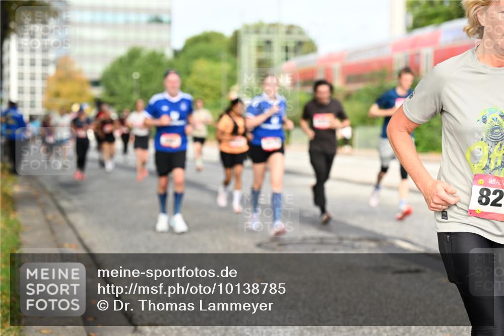 06.09.2026 - CURREX Alsterlauf Dr. Thomas Lammeyer http://msf.ph/oto/10138785 06.09.2026 10:05:21 Laufen 82 meine-sportfotos.de