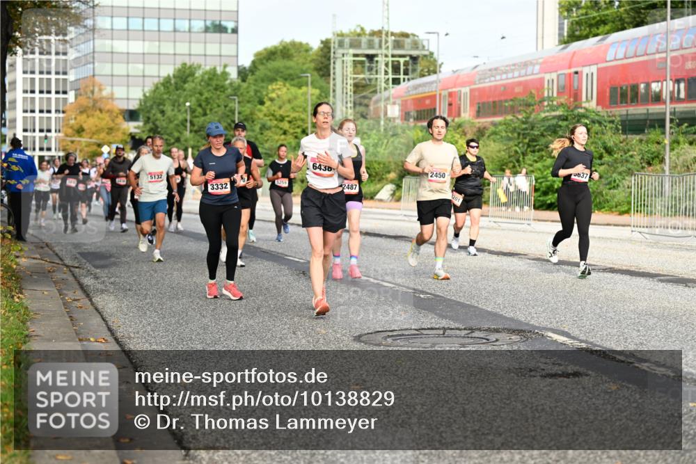06.09.2026 - CURREX Alsterlauf Dr. Thomas Lammeyer http://msf.ph/oto/10138829 06.09.2026 10:05:25 Laufen 5132, 3332, 5259, 6438, 2487, 2450, 201, 637 meine-sportfotos.de