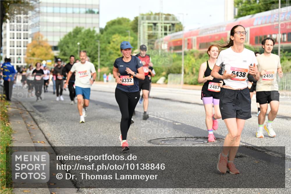 06.09.2026 - CURREX Alsterlauf Dr. Thomas Lammeyer http://msf.ph/oto/10138846 06.09.2026 10:05:27 Laufen 3132, 3332, 130, 2487, 000, 6438, 2450 meine-sportfotos.de