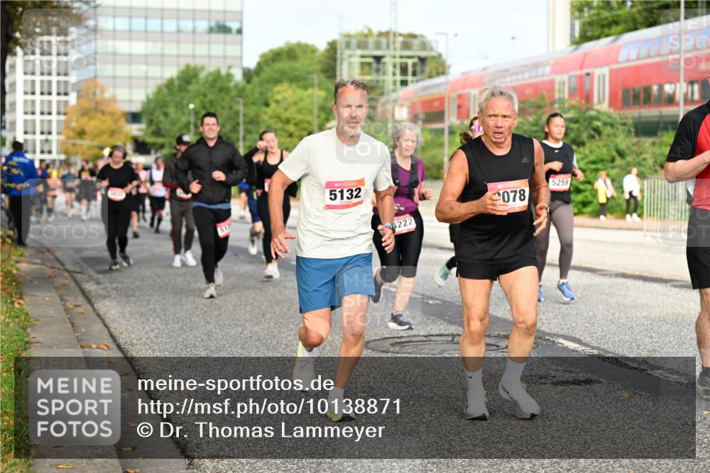 06.09.2026 - CURREX Alsterlauf Dr. Thomas Lammeyer http://msf.ph/oto/10138871 06.09.2026 10:05:30 Laufen 512, 5132, 1222, 078, 5259 meine-sportfotos.de
