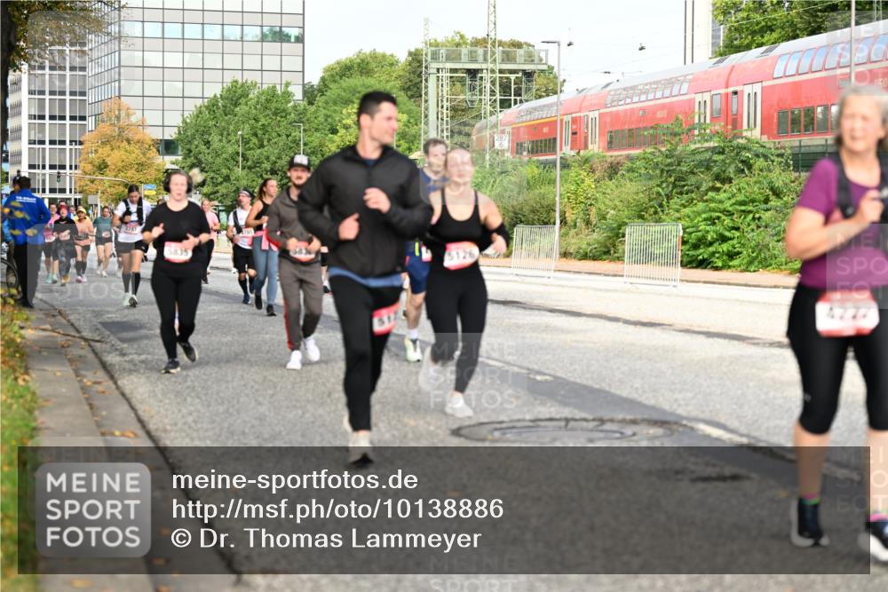 06.09.2026 - CURREX Alsterlauf Dr. Thomas Lammeyer http://msf.ph/oto/10138886 06.09.2026 10:05:32 Laufen 3787, 5835, 583, 5126, 6222 meine-sportfotos.de
