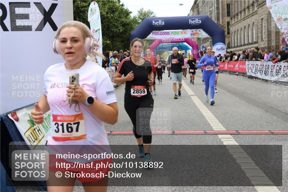 06.09.2026 - CURREX Alsterlauf Strokosch-Dieckow http://msf.ph/oto/10138892 06.09.2026 10:16:47 Ziel 2328, 2454, 2578, 2859, 3167, 3169, 3290, 3330, 3633, 3645, 4123, 4220, 4353, 4613, 5307, 5308, 5672, 5859, 8102 meine-sportfotos.de