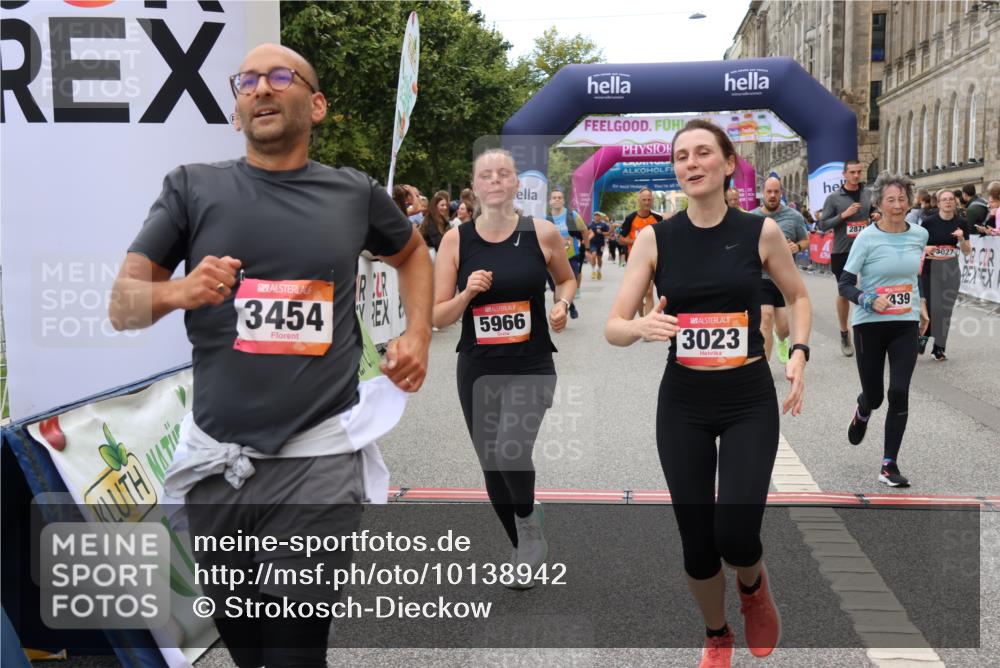 06.09.2026 - CURREX Alsterlauf Strokosch-Dieckow http://msf.ph/oto/10138942 06.09.2026 10:15:12 Ziel 2621, 2789, 2794, 2871, 2938, 3023, 3027, 3302, 3454, 4497, 4645, 5439, 5630, 5931, 5966, 6408 meine-sportfotos.de