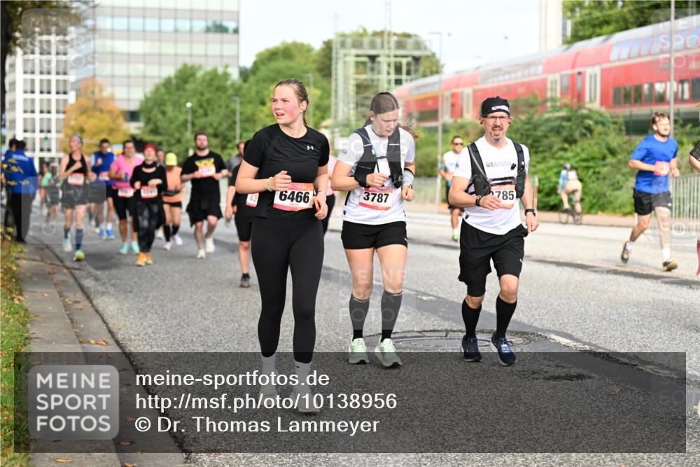 06.09.2026 - CURREX Alsterlauf Dr. Thomas Lammeyer http://msf.ph/oto/10138956 06.09.2026 10:05:39 Laufen 1249, 6466, 3787, 785 meine-sportfotos.de