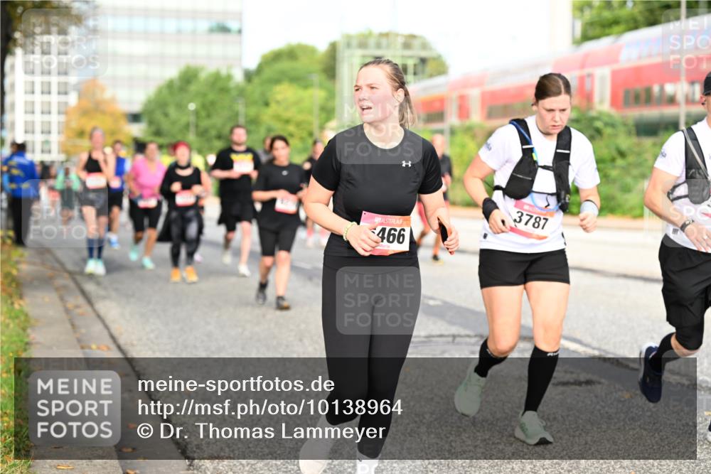 06.09.2026 - CURREX Alsterlauf Dr. Thomas Lammeyer http://msf.ph/oto/10138964 06.09.2026 10:05:40 Laufen 466, 3787 meine-sportfotos.de