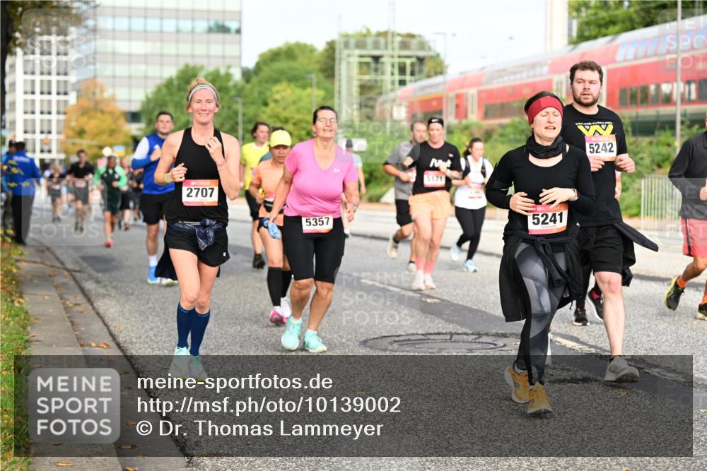 06.09.2026 - CURREX Alsterlauf Dr. Thomas Lammeyer http://msf.ph/oto/10139002 06.09.2026 10:05:43 Laufen 2707, 5357, 5171, 5241, 5242 meine-sportfotos.de