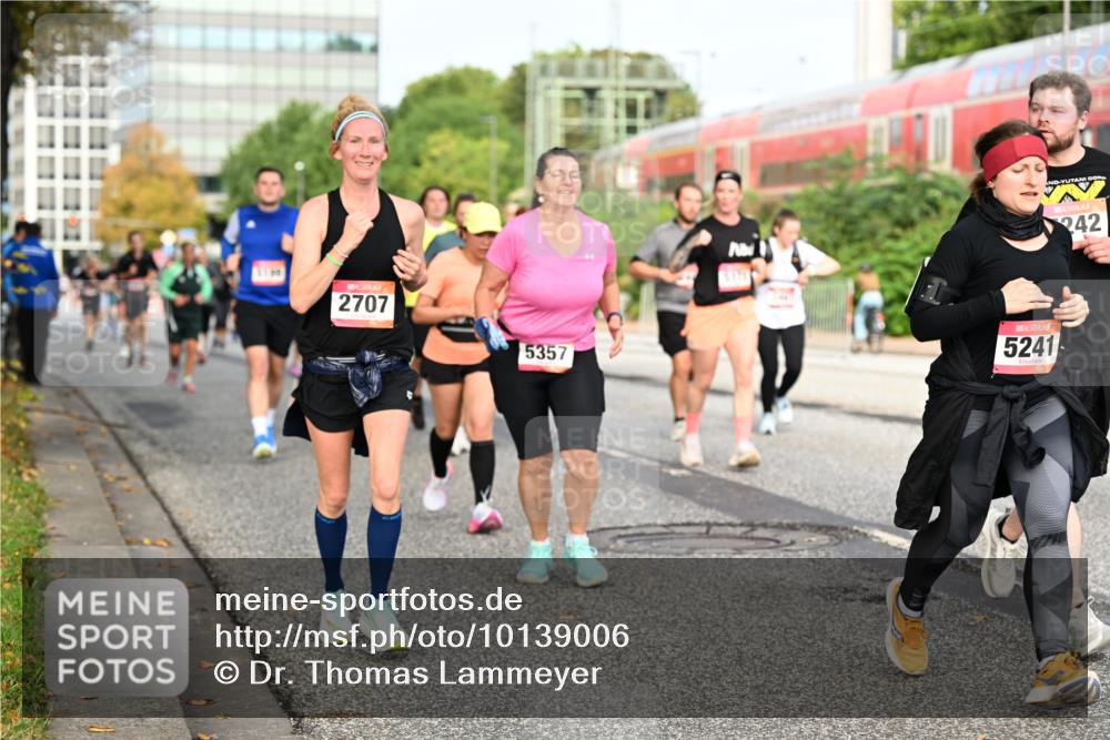 06.09.2026 - CURREX Alsterlauf Dr. Thomas Lammeyer http://msf.ph/oto/10139006 06.09.2026 10:05:44 Laufen 2707, 5357, 5241, 242 meine-sportfotos.de