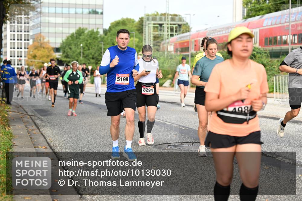 06.09.2026 - CURREX Alsterlauf Dr. Thomas Lammeyer http://msf.ph/oto/10139030 06.09.2026 10:05:46 Laufen 5199, 8294, 498 meine-sportfotos.de