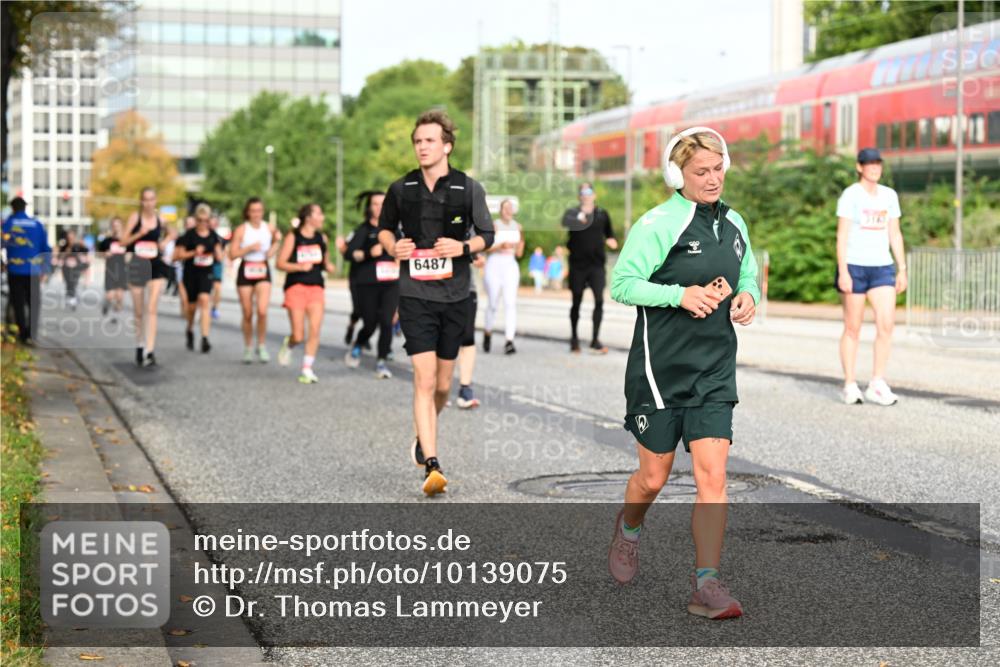 06.09.2026 - CURREX Alsterlauf Dr. Thomas Lammeyer http://msf.ph/oto/10139075 06.09.2026 10:05:51 Laufen 6487 meine-sportfotos.de