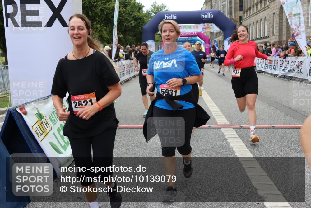06.09.2026 - CURREX Alsterlauf Strokosch-Dieckow http://msf.ph/oto/10139079 06.09.2026 10:15:18 Ziel 2621, 2737, 2794, 2871, 2938, 3027, 3302, 3627, 4640, 4645, 5439, 5457, 5630, 5632, 5931, 5966, 6288, 6408 meine-sportfotos.de