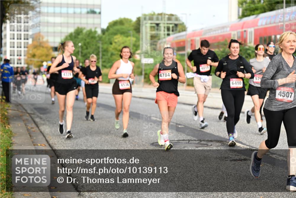 06.09.2026 - CURREX Alsterlauf Dr. Thomas Lammeyer http://msf.ph/oto/10139113 06.09.2026 10:05:55 Laufen 4328, 4784, 4815, 6410, 579, 4507 meine-sportfotos.de