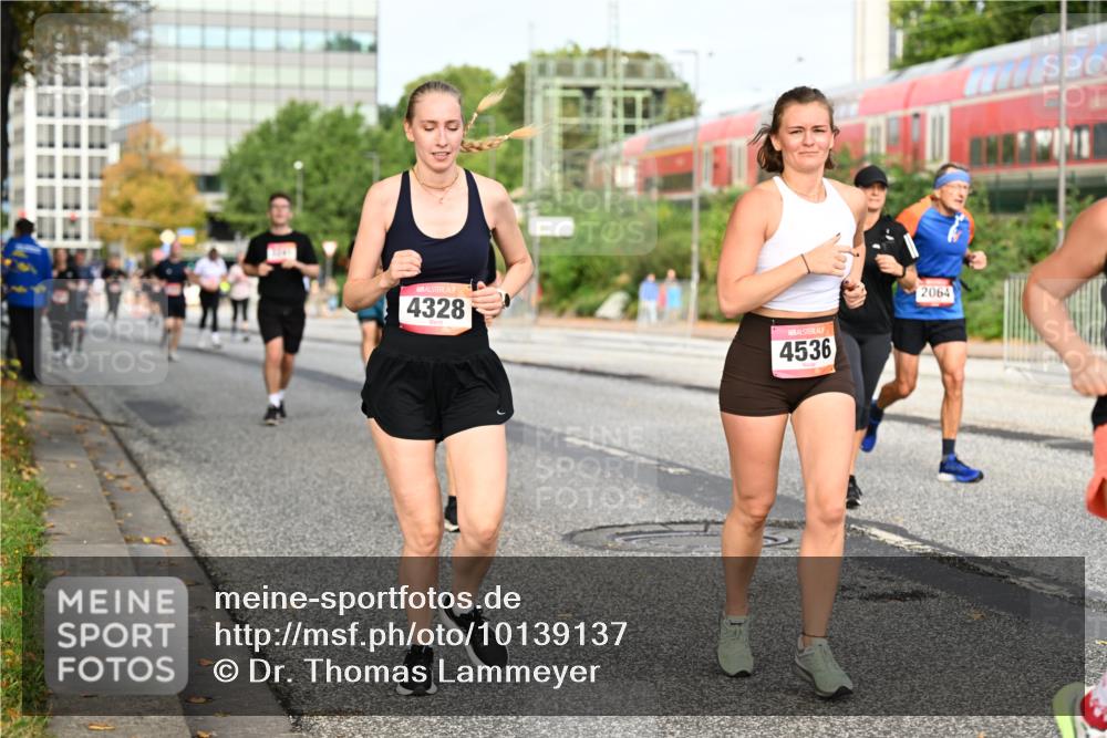 06.09.2026 - CURREX Alsterlauf Dr. Thomas Lammeyer http://msf.ph/oto/10139137 06.09.2026 10:05:57 Laufen 4328, 4536, 2064 meine-sportfotos.de