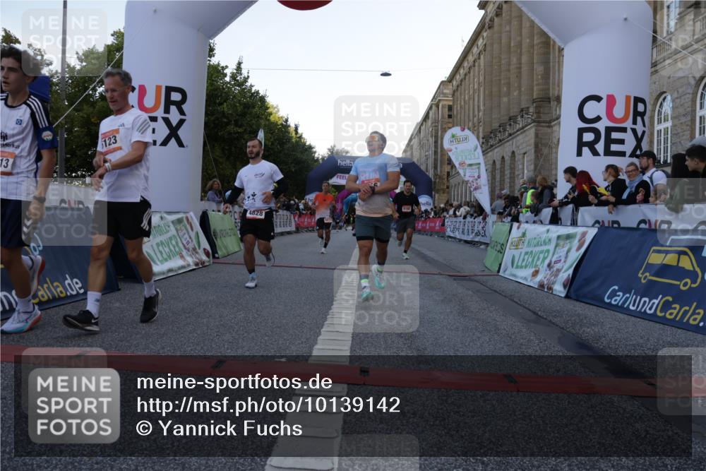 06.09.2026 - CURREX Alsterlauf Yannick Fuchs http://msf.ph/oto/10139142 06.09.2026 09:45:52 Ziel 2054, 3956, 4341, 4721, 4828, 4982, 5123, 6072, 6113, 6186, 8193, 8228 meine-sportfotos.de