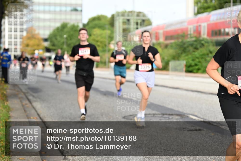 06.09.2026 - CURREX Alsterlauf Dr. Thomas Lammeyer http://msf.ph/oto/10139168 06.09.2026 10:06:00 Laufen  meine-sportfotos.de