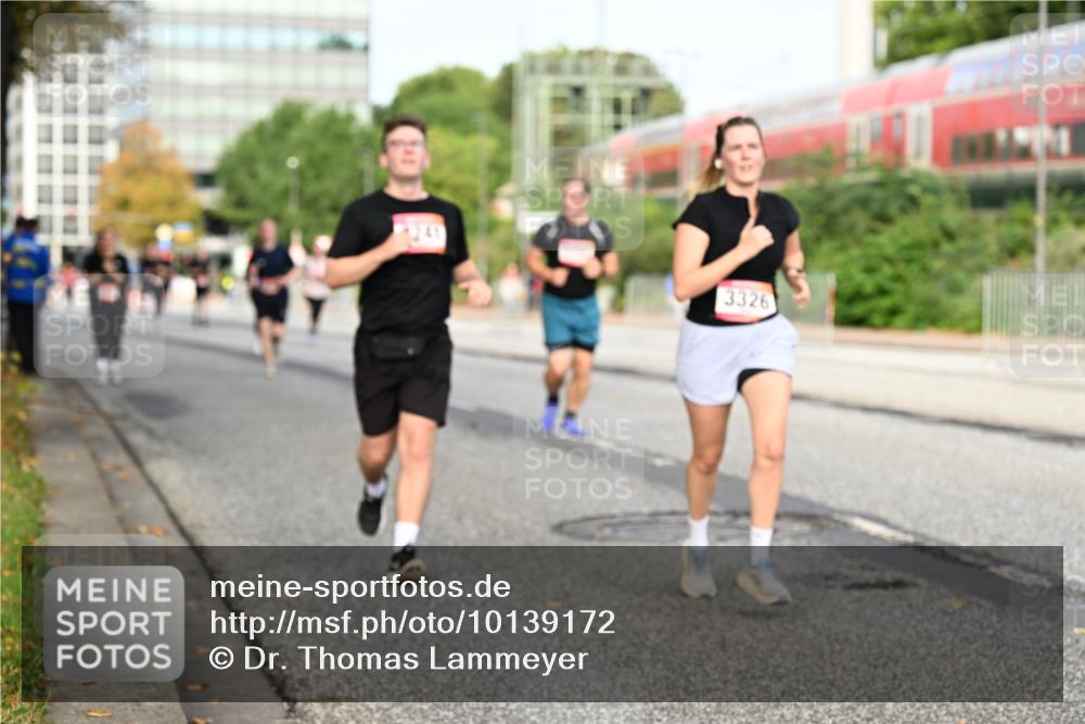 06.09.2026 - CURREX Alsterlauf Dr. Thomas Lammeyer http://msf.ph/oto/10139172 06.09.2026 10:06:01 Laufen 3326 meine-sportfotos.de