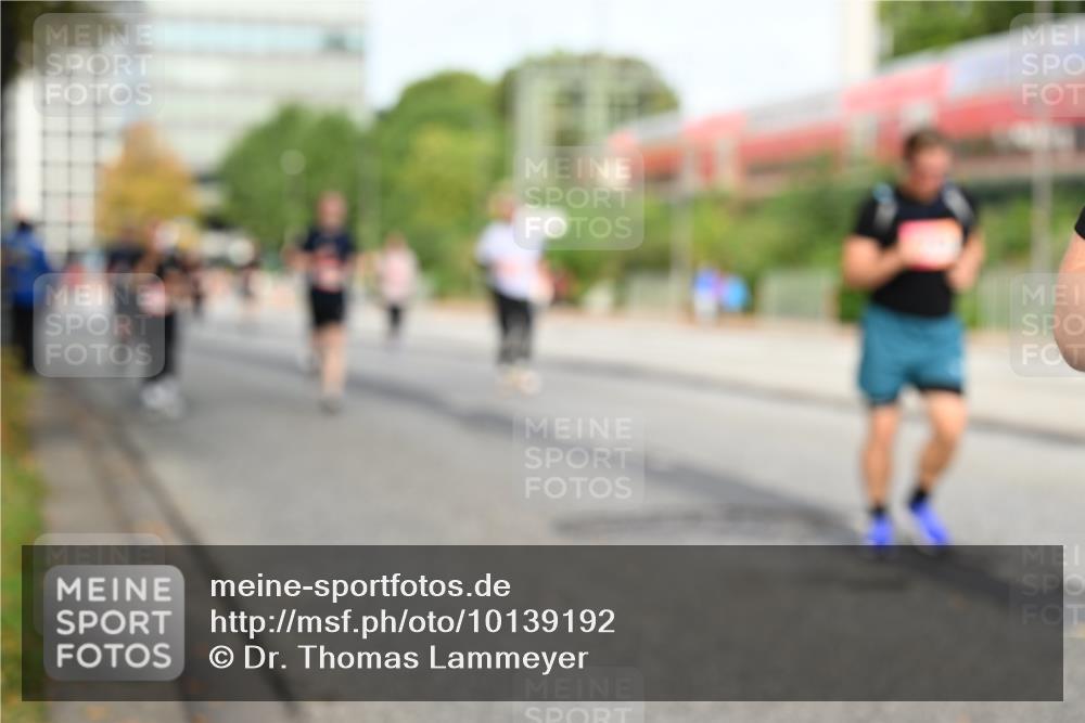06.09.2026 - CURREX Alsterlauf Dr. Thomas Lammeyer http://msf.ph/oto/10139192 06.09.2026 10:06:03 Laufen  meine-sportfotos.de