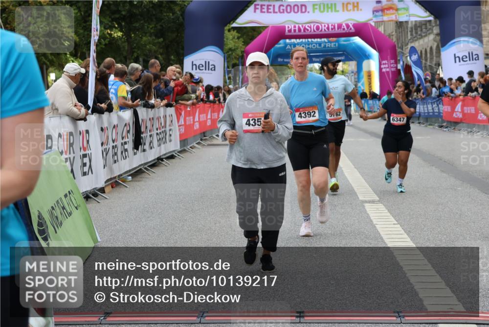 06.09.2026 - CURREX Alsterlauf Strokosch-Dieckow http://msf.ph/oto/10139217 06.09.2026 10:15:31 Ziel 2503, 2690, 3188, 3456, 3834, 4085, 4354, 4392, 5147, 5187, 5762, 5797, 6189, 6205, 6347, 6461 meine-sportfotos.de