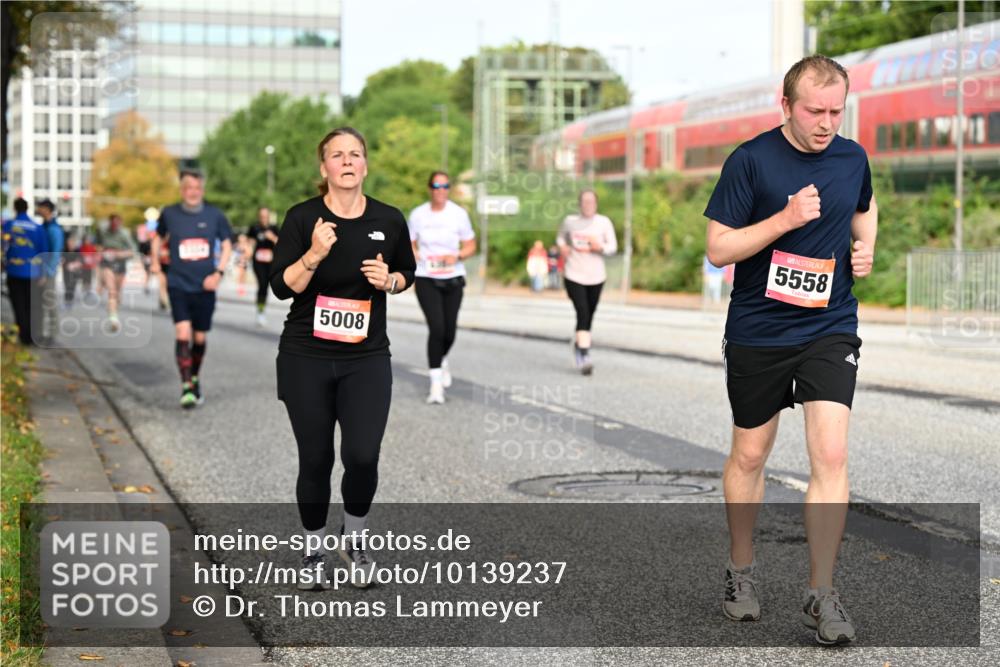 06.09.2026 - CURREX Alsterlauf Dr. Thomas Lammeyer http://msf.ph/oto/10139237 06.09.2026 10:06:08 Laufen 5008, 5558 meine-sportfotos.de