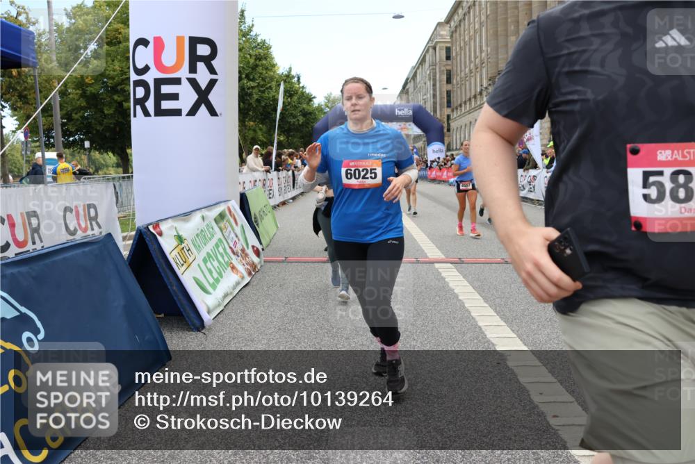 06.09.2026 - CURREX Alsterlauf Strokosch-Dieckow http://msf.ph/oto/10139264 06.09.2026 10:17:02 Ziel 2048, 3002, 3496, 3973, 4477, 4523, 4557, 4592, 5082, 5875, 6025, 8083, 8235, 8295 meine-sportfotos.de