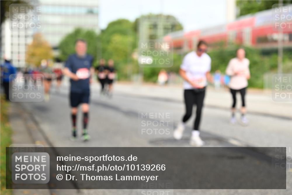06.09.2026 - CURREX Alsterlauf Dr. Thomas Lammeyer http://msf.ph/oto/10139266 06.09.2026 10:06:11 Laufen  meine-sportfotos.de