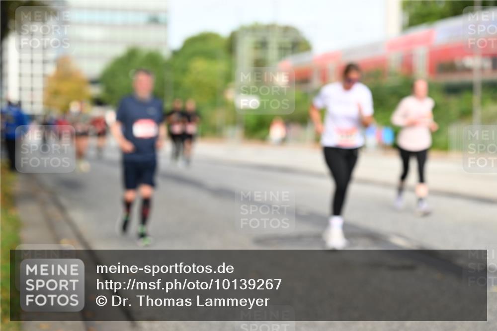 06.09.2026 - CURREX Alsterlauf Dr. Thomas Lammeyer http://msf.ph/oto/10139267 06.09.2026 10:06:11 Laufen  meine-sportfotos.de