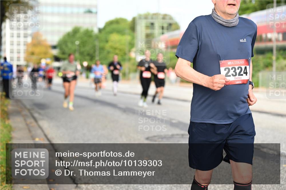 06.09.2026 - CURREX Alsterlauf Dr. Thomas Lammeyer http://msf.ph/oto/10139303 06.09.2026 10:06:14 Laufen 2324 meine-sportfotos.de