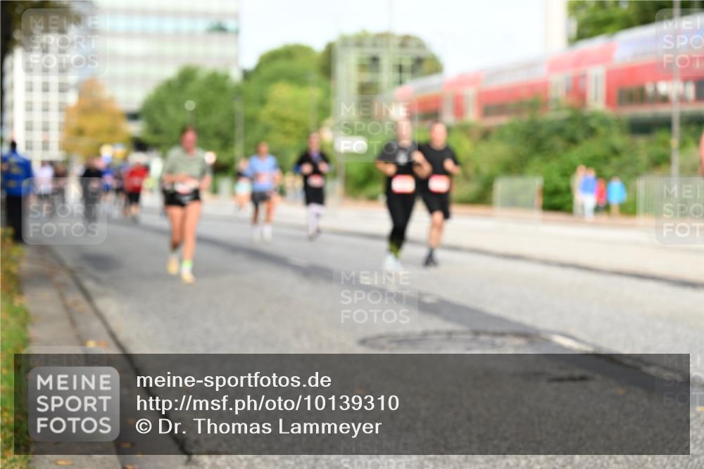 06.09.2026 - CURREX Alsterlauf Dr. Thomas Lammeyer http://msf.ph/oto/10139310 06.09.2026 10:06:15 Laufen  meine-sportfotos.de