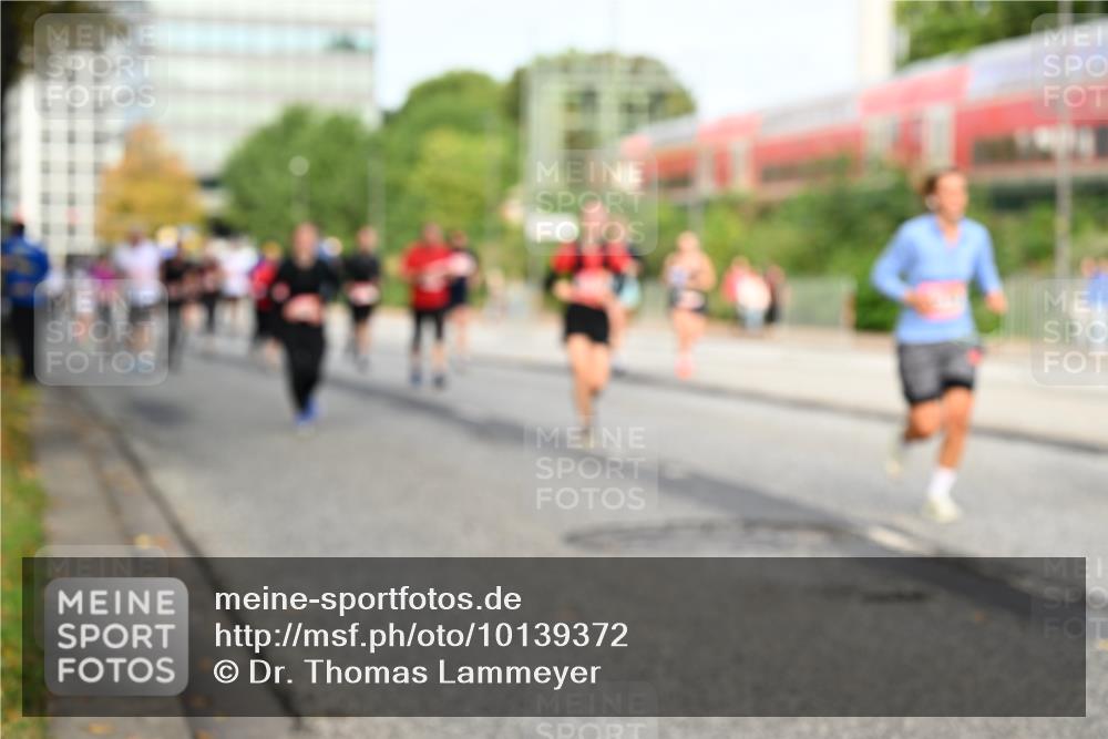 06.09.2026 - CURREX Alsterlauf Dr. Thomas Lammeyer http://msf.ph/oto/10139372 06.09.2026 10:06:21 Laufen  meine-sportfotos.de