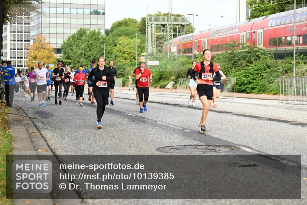06.09.2026 - CURREX Alsterlauf Dr. Thomas Lammeyer http://msf.ph/oto/10139385 06.09.2026 10:06:22 Laufen 4697, 4166, 213, 2634, 238, 2509, 3279 meine-sportfotos.de