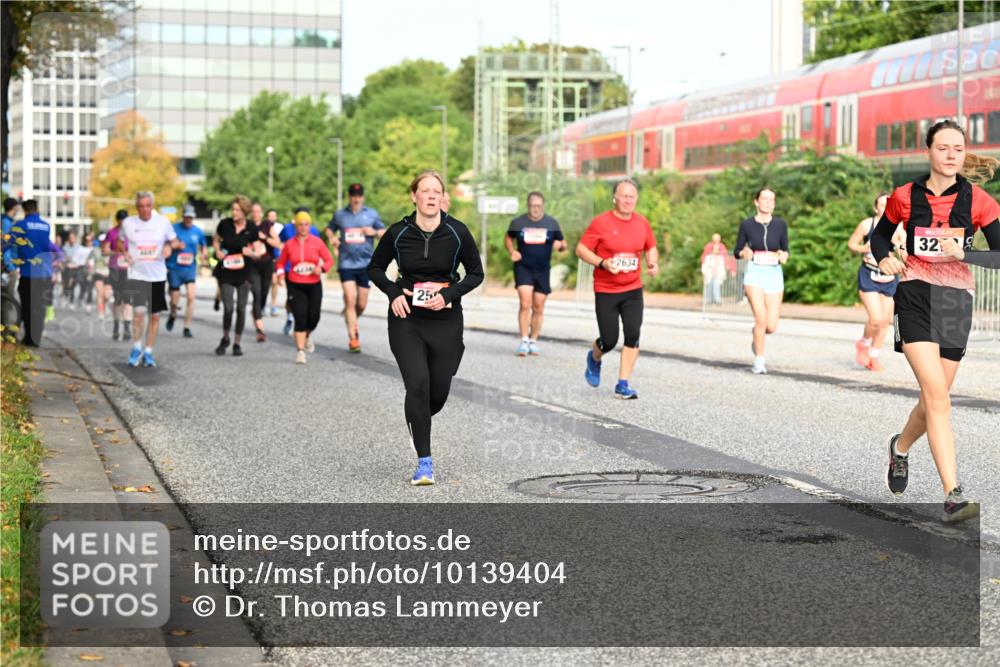 06.09.2026 - CURREX Alsterlauf Dr. Thomas Lammeyer http://msf.ph/oto/10139404 06.09.2026 10:06:24 Laufen 25, 2634, 32 meine-sportfotos.de