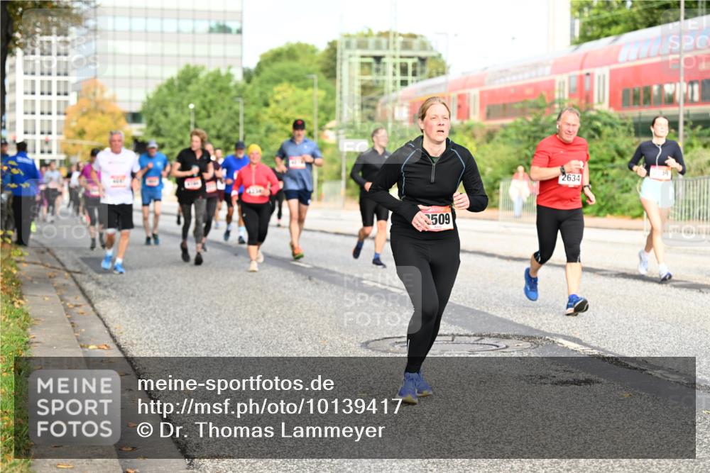 06.09.2026 - CURREX Alsterlauf Dr. Thomas Lammeyer http://msf.ph/oto/10139417 06.09.2026 10:06:25 Laufen 509, 2634, 2 meine-sportfotos.de