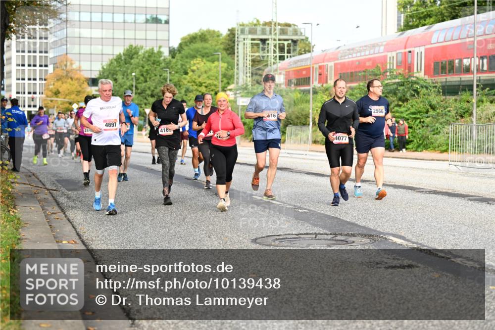 06.09.2026 - CURREX Alsterlauf Dr. Thomas Lammeyer http://msf.ph/oto/10139438 06.09.2026 10:06:27 Laufen 2840, 4697, 16, 416, 4077, 2566 meine-sportfotos.de