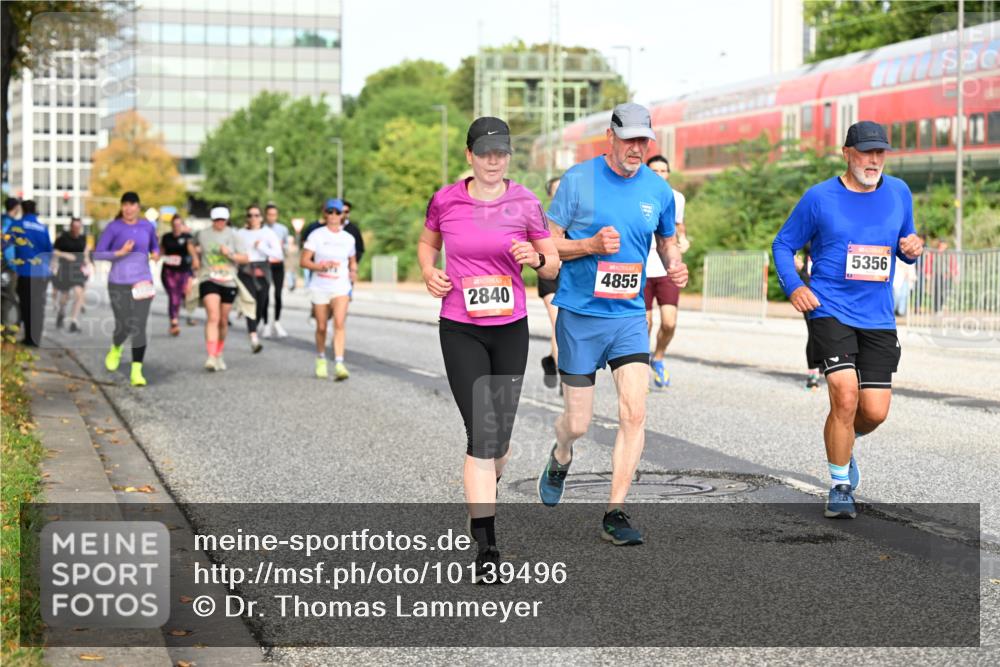 06.09.2026 - CURREX Alsterlauf Dr. Thomas Lammeyer http://msf.ph/oto/10139496 06.09.2026 10:06:33 Laufen 2840, 4855, 5356 meine-sportfotos.de