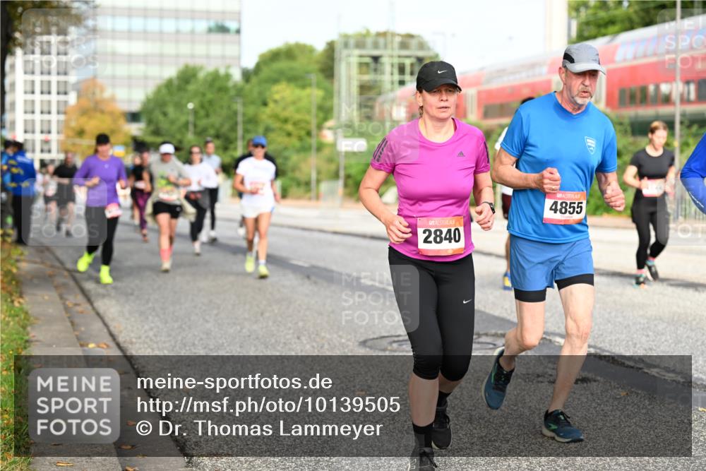 06.09.2026 - CURREX Alsterlauf Dr. Thomas Lammeyer http://msf.ph/oto/10139505 06.09.2026 10:06:33 Laufen 2840, 4855 meine-sportfotos.de