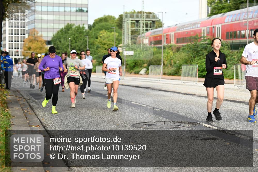 06.09.2026 - CURREX Alsterlauf Dr. Thomas Lammeyer http://msf.ph/oto/10139520 06.09.2026 10:06:35 Laufen 18, 6220, 2674 meine-sportfotos.de